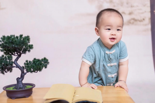海宁孕妇显怀是几个月